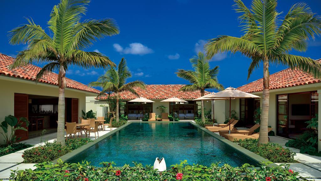 The Uza Terrace Beach Club Villas Йомитан Екстериор снимка
